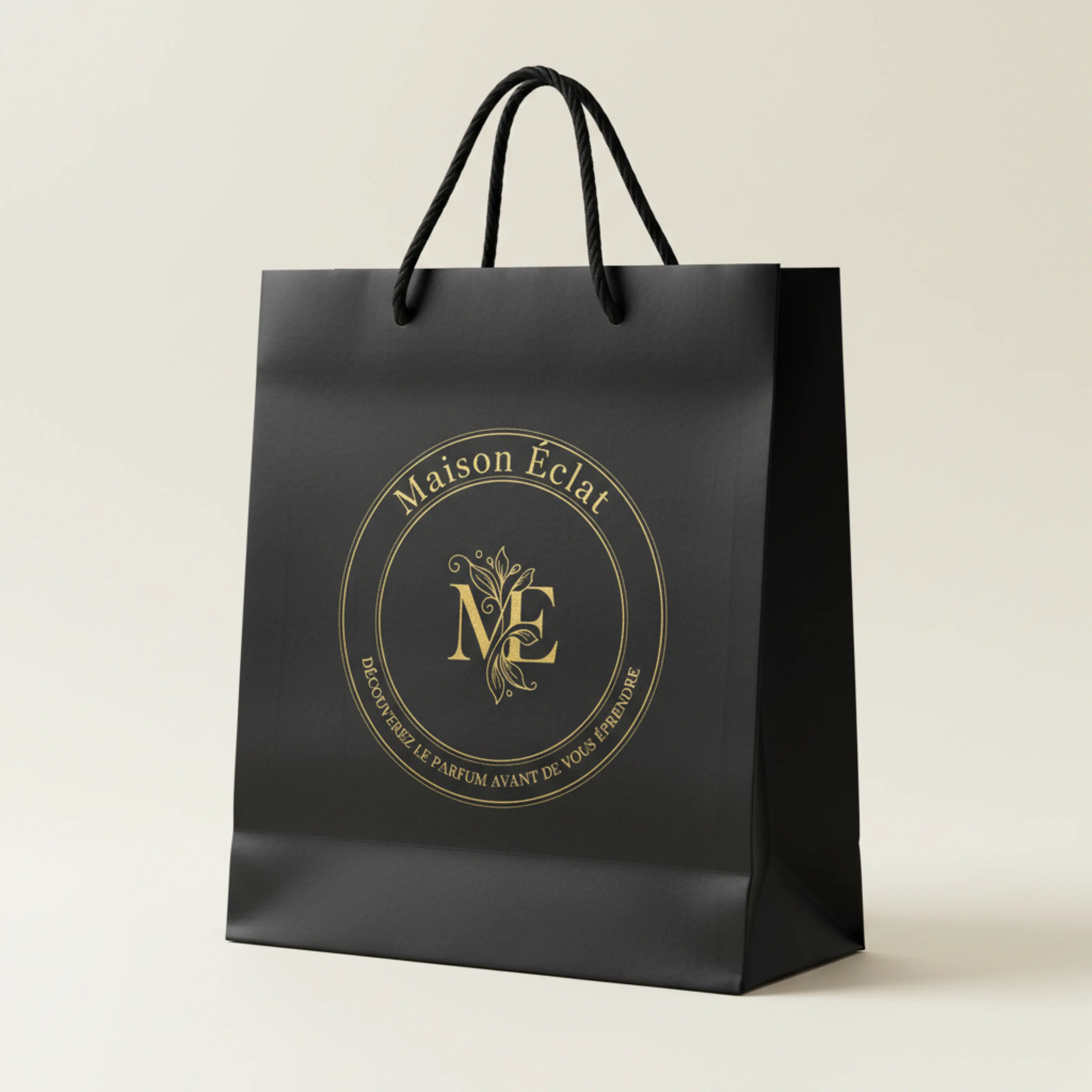 Maison Éclat shopping bag brand mockup